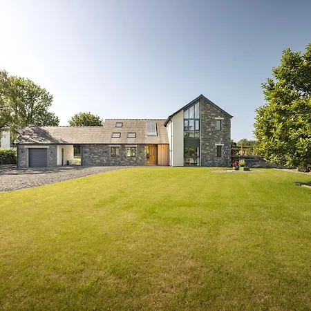 Lily Bank - Ridgestone * Staveley (Cumbria)